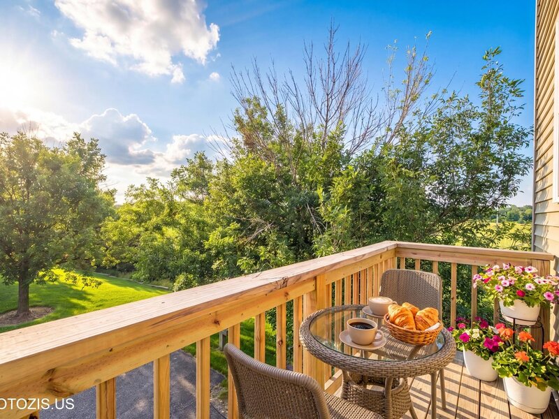 1689 W Turtle Creek Lane Round Lake IL 60073