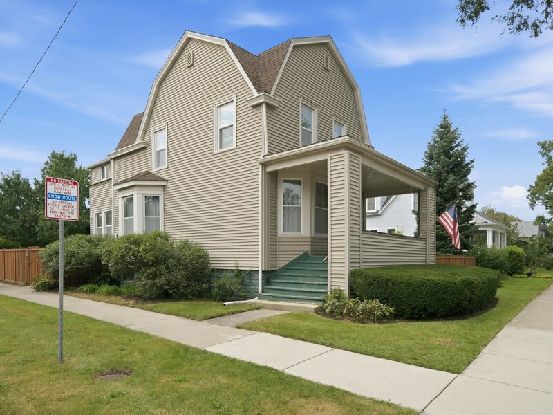 4246 Blanchan Avenue Brookfield IL 60513