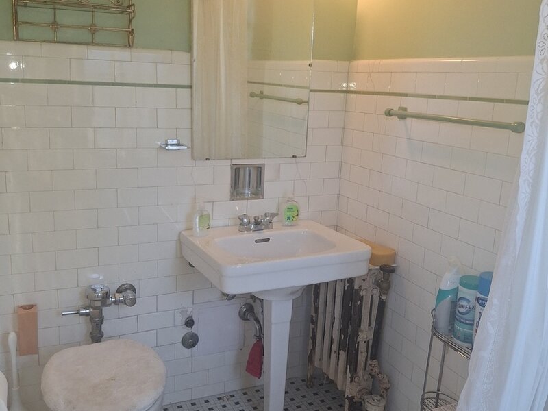 6700 S Crandon Avenue Chicago IL 60649