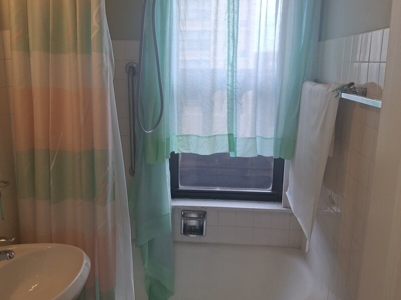 6700 S Crandon Avenue Chicago IL 60649