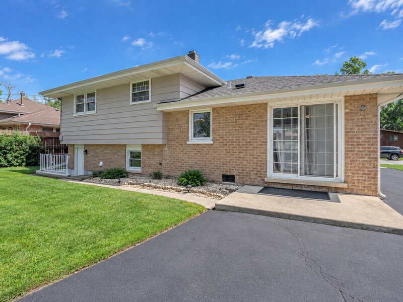 10808 S Rutherford Avenue Worth IL 60482