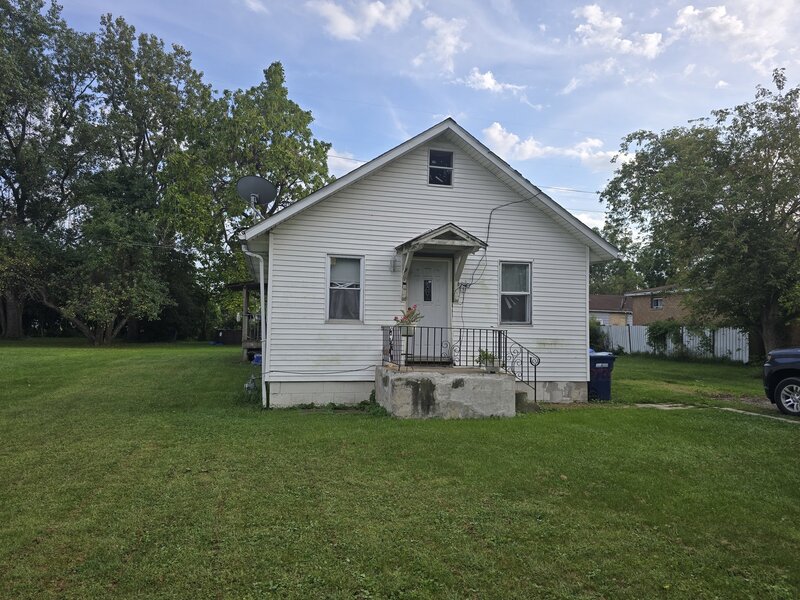 2935 141st Place Blue Island IL 60406