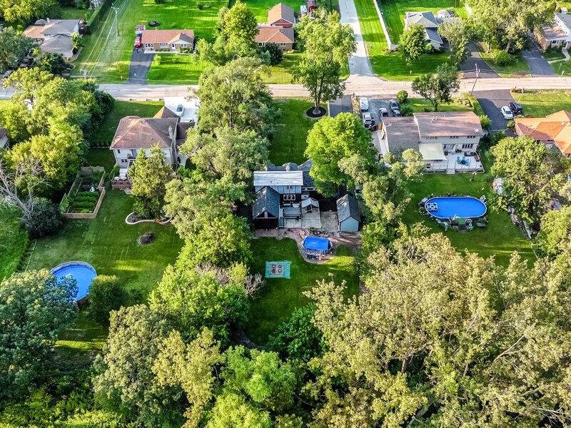 7555 W 105th Street Palos Hills IL 60465