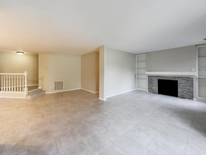 855 Johnstown Lane Wheaton IL 60189