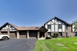 Photo of 855 Johnstown Lane Wheaton IL 60189