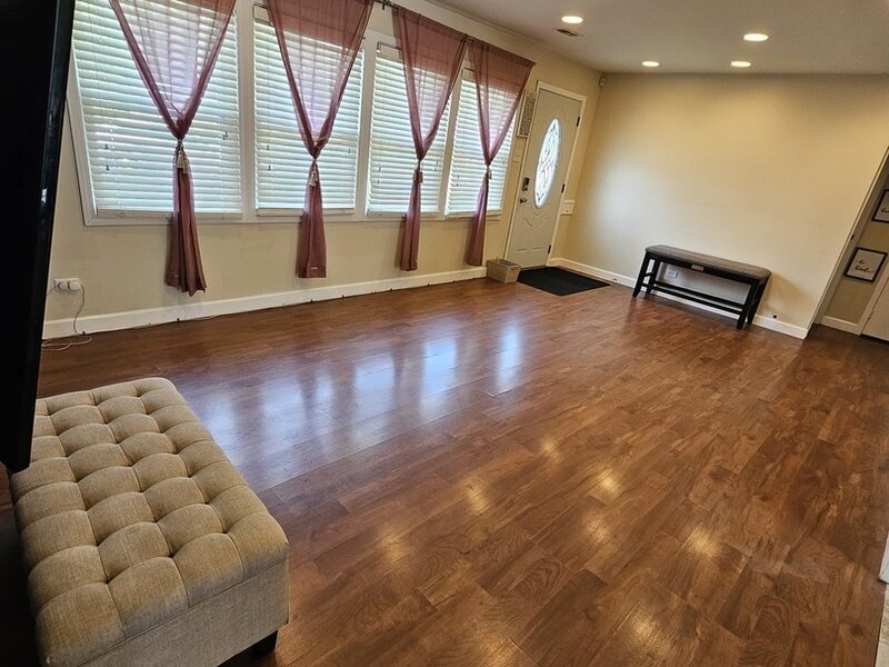 412 Suwanee Street Park Forest IL 60466