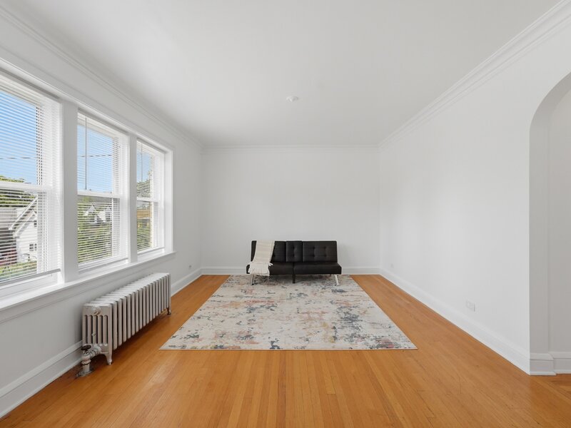 5708 W George Street Chicago IL 60634