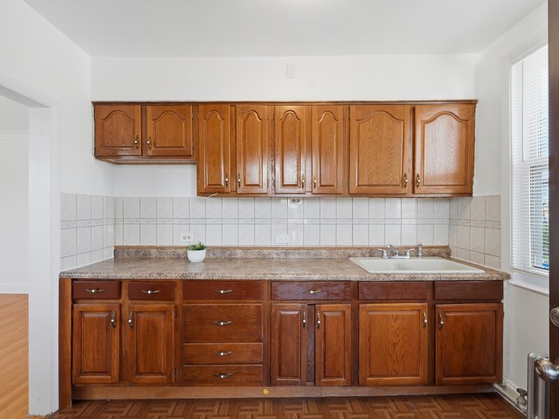 5708 W George Street Chicago IL 60634