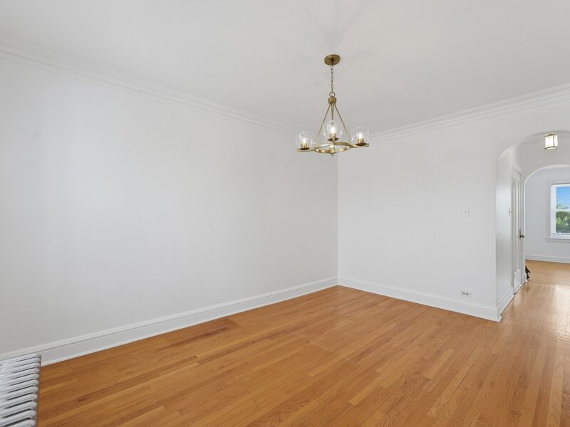5708 W George Street Chicago IL 60634