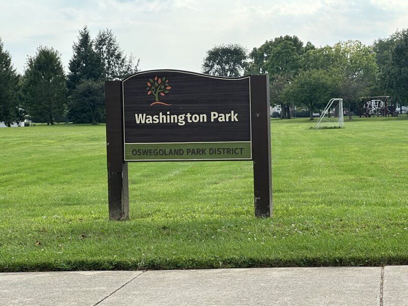 351 Whitewater Lane Oswego IL 60543
