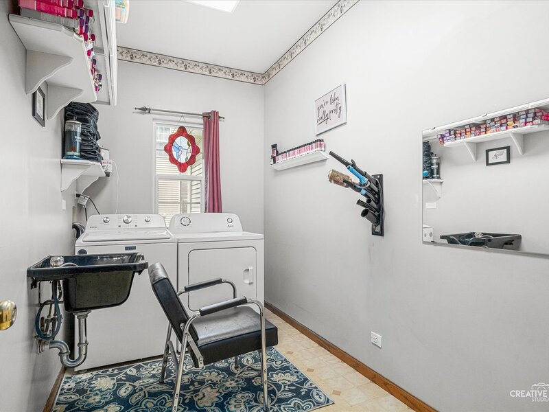 351 Whitewater Lane Oswego IL 60543