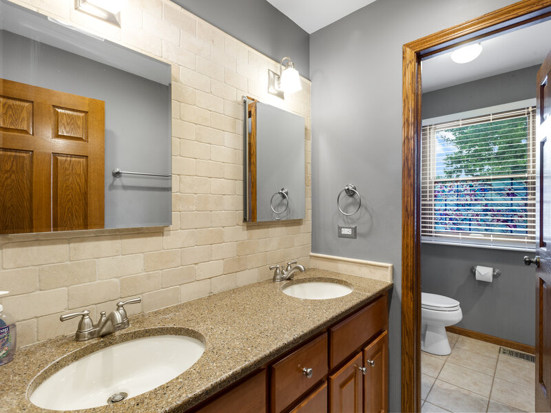 18207 W Big Oaks Road Grayslake IL 60030