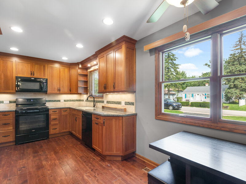 18207 W Big Oaks Road Grayslake IL 60030