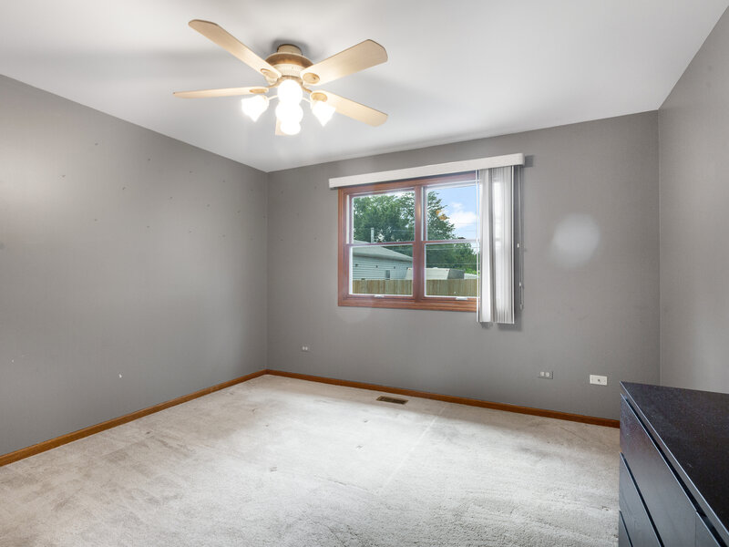 18207 W Big Oaks Road Grayslake IL 60030