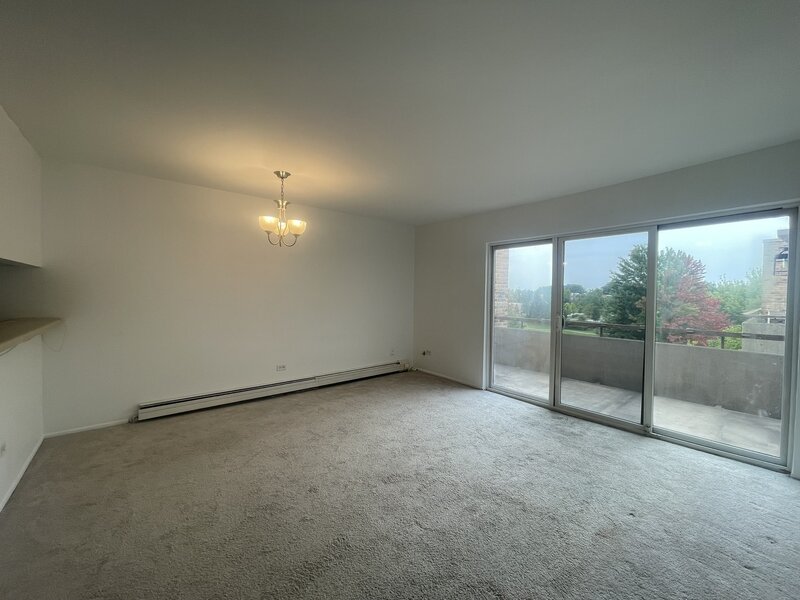 1912 Prairie Square Schaumburg IL 60173