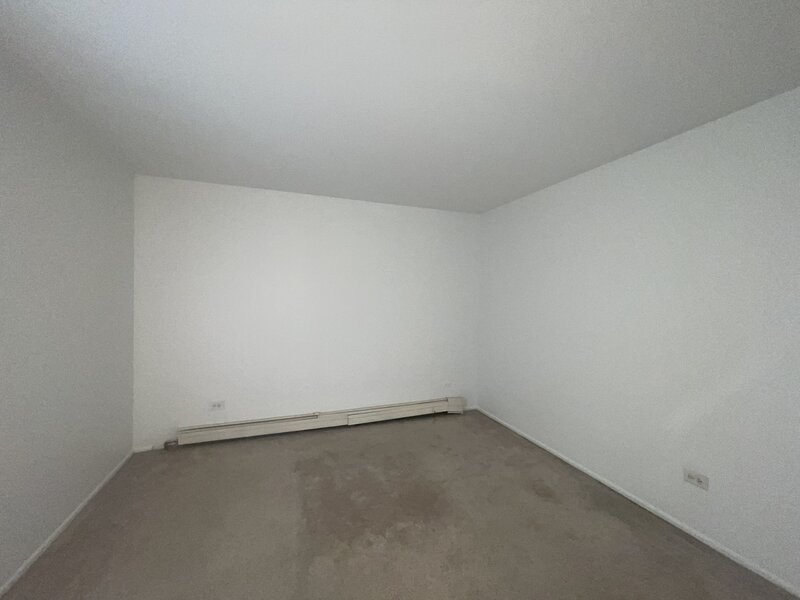 1912 Prairie Square Schaumburg IL 60173