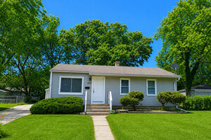 Photo of 1820 222nd Street Sauk Village IL 60411