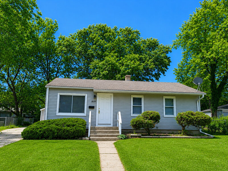1820 222nd Street Sauk Village IL 60411
