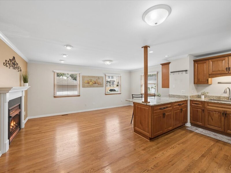 723 S La Grange Road La Grange IL 60525
