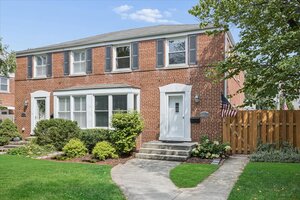 Photo of 723 S La Grange Road La Grange IL 60525
