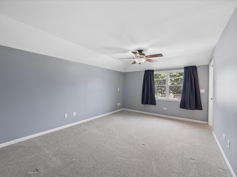 723 S La Grange Road La Grange IL 60525