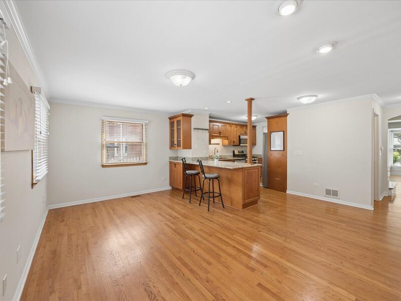 723 S La Grange Road La Grange IL 60525