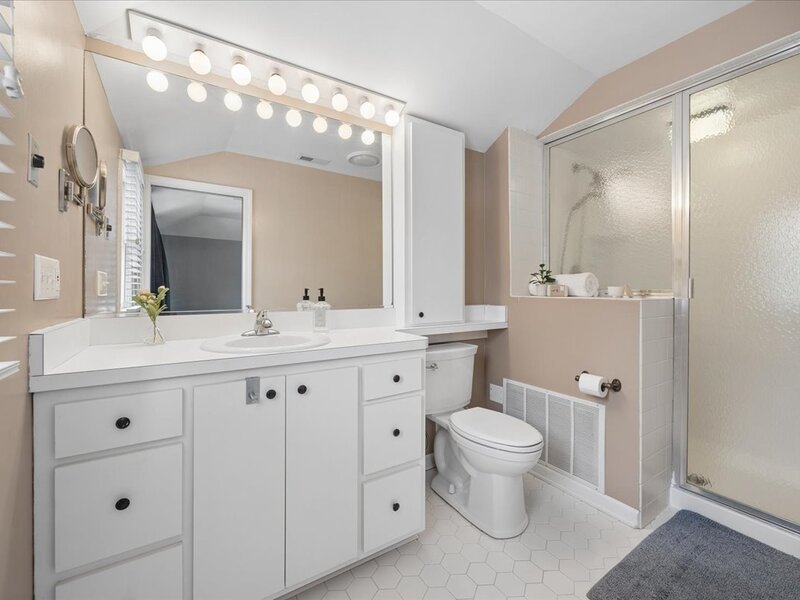 723 S La Grange Road La Grange IL 60525