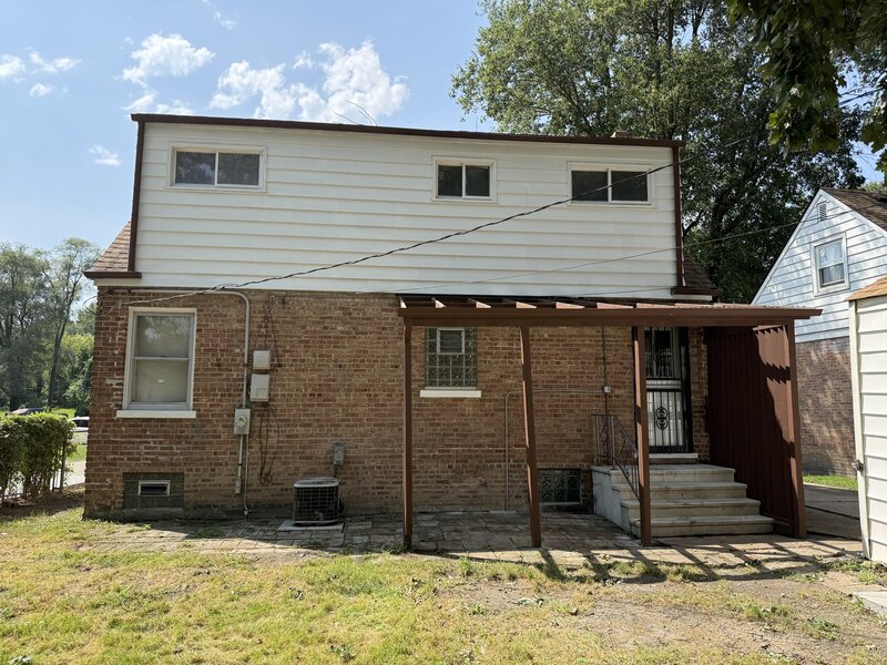 1637 Shirley Drive Calumet City IL 60409