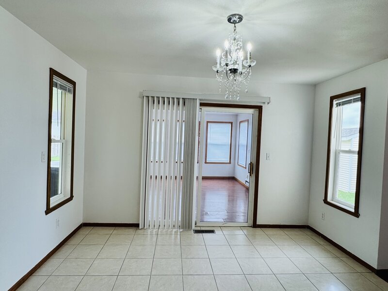 3063 Merseyshire Lane Machesney Park IL 61115