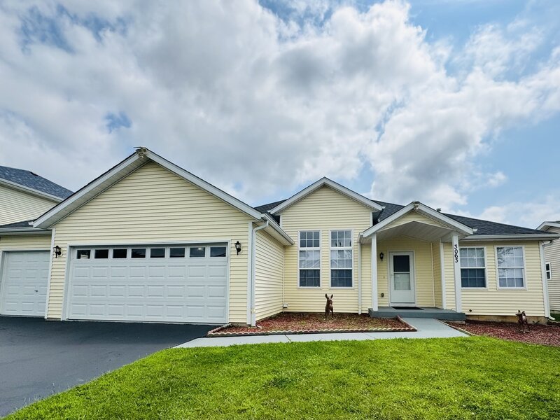 3063 Merseyshire Lane Machesney Park IL 61115