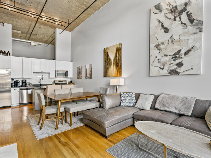 758 N Larrabee Street Chicago IL 60654