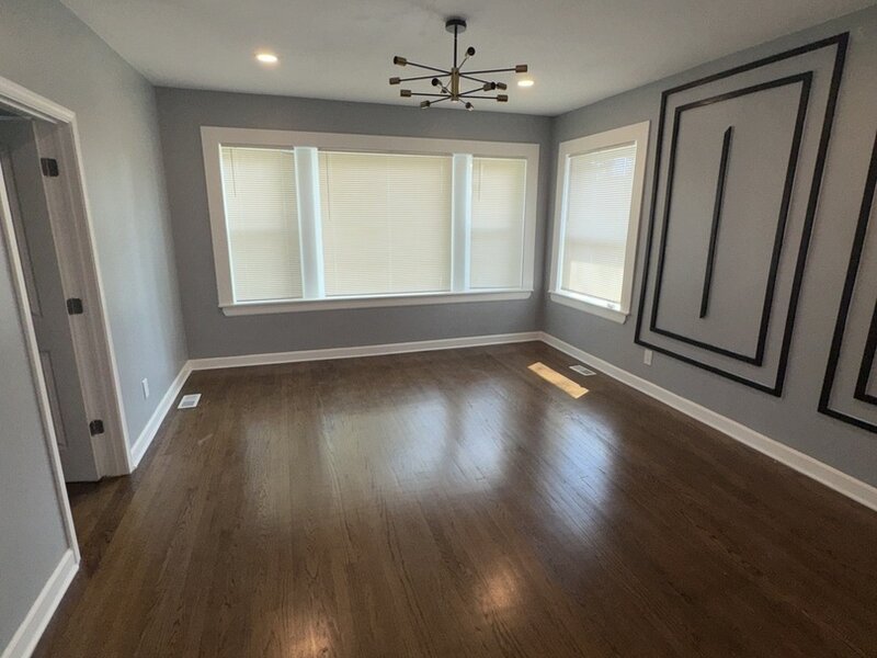 8404 S Oglesby Avenue Chicago IL 60617