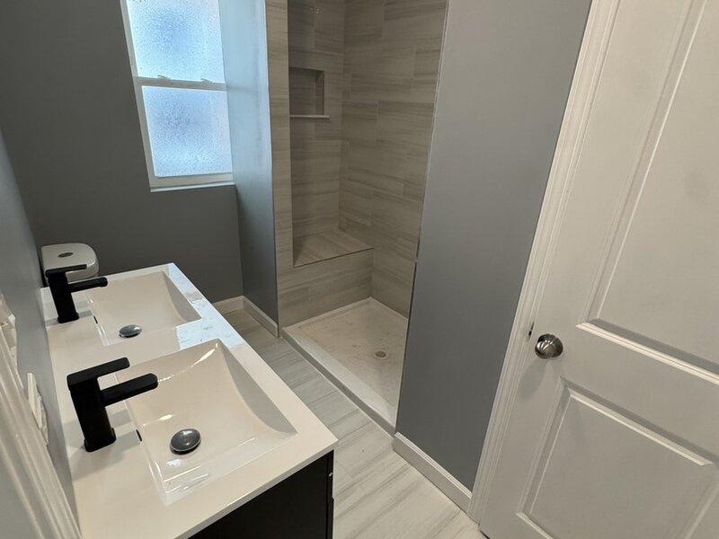 8404 S Oglesby Avenue Chicago IL 60617