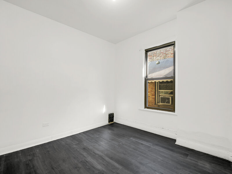 928 E 46th Street Chicago IL 60653