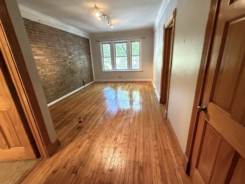 1247 W Leland Avenue Chicago IL 60640