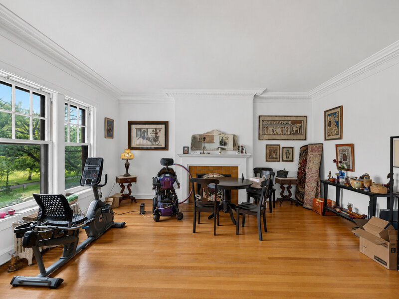 5100 S Hyde Park Boulevard Chicago IL 60615