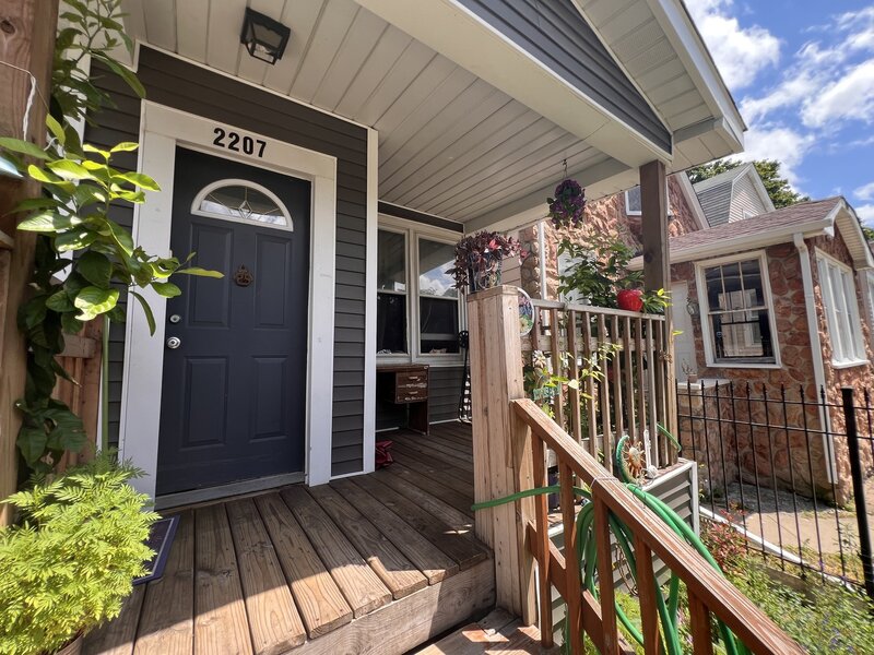2207 N Lawndale Avenue Chicago IL 60647