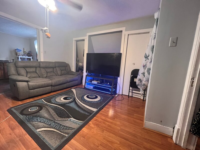 2207 N Lawndale Avenue Chicago IL 60647