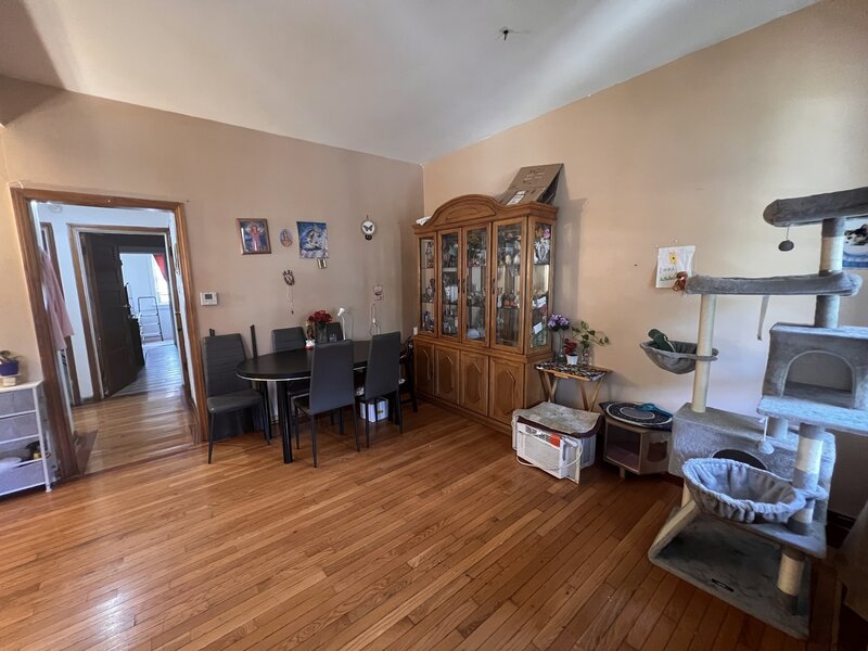 2207 N Lawndale Avenue Chicago IL 60647