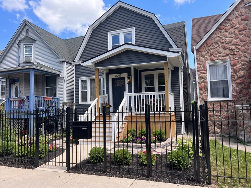 2207 N Lawndale Avenue Chicago IL 60647