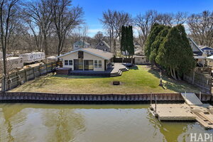 Photo of 1319 Nippersink Drive Spring Grove IL 60081