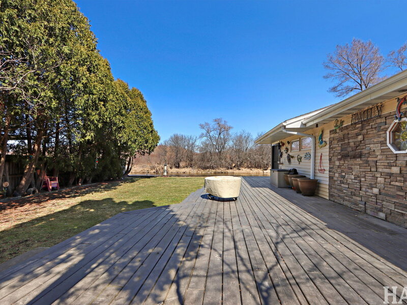 1319 Nippersink Drive Spring Grove IL 60081
