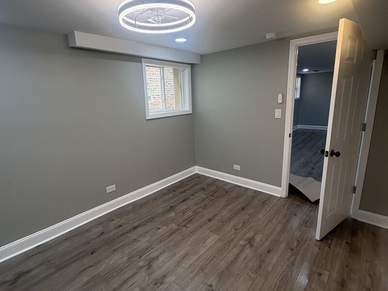 7832 S Vernon Avenue Chicago IL 60619