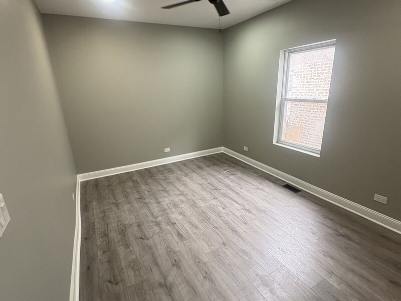 7832 S Vernon Avenue Chicago IL 60619