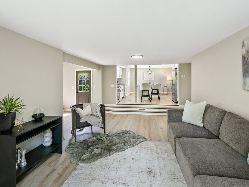 1554 Chickasaw Drive Naperville IL 60563