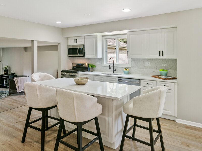 1554 Chickasaw Drive Naperville IL 60563