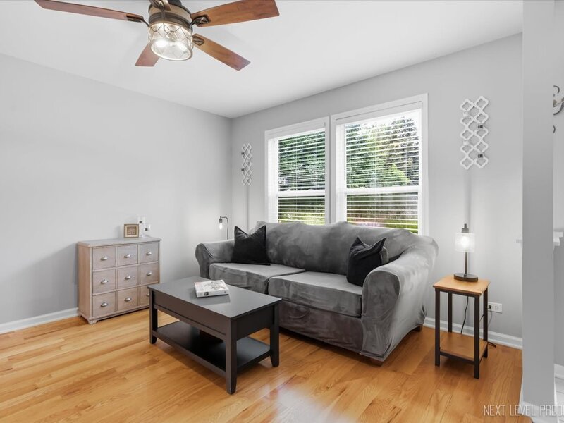 231 White Oak Street Hampshire IL 60140