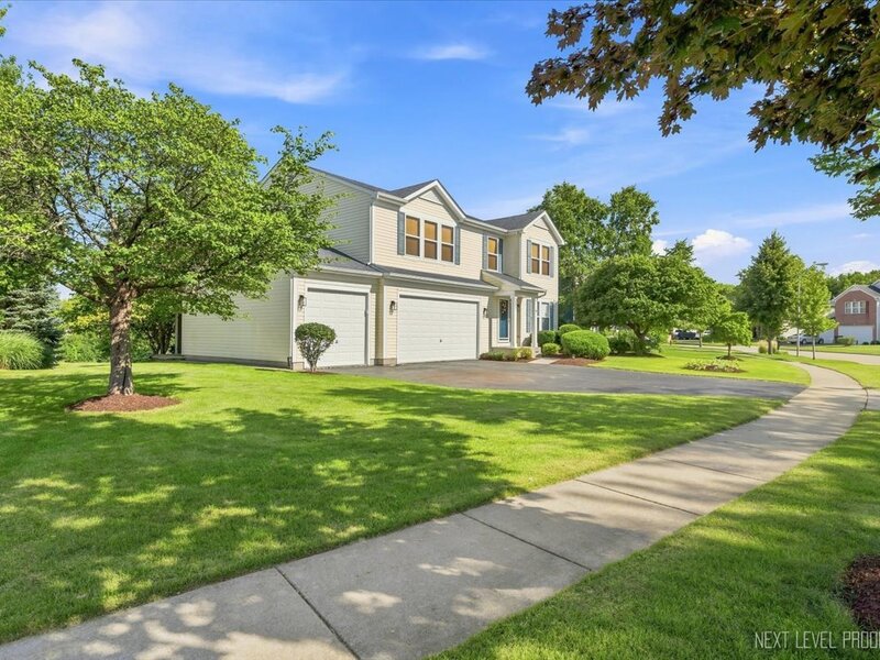 231 White Oak Street Hampshire IL 60140