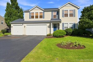 Photo of 231 White Oak Street Hampshire IL 60140