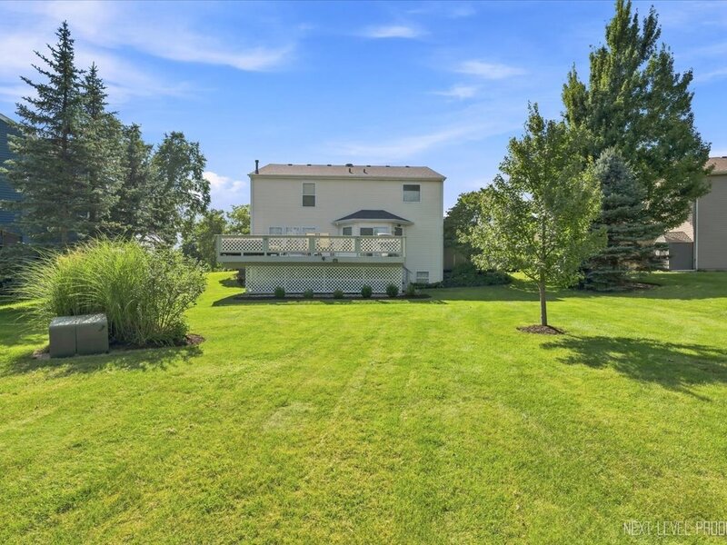 231 White Oak Street Hampshire IL 60140